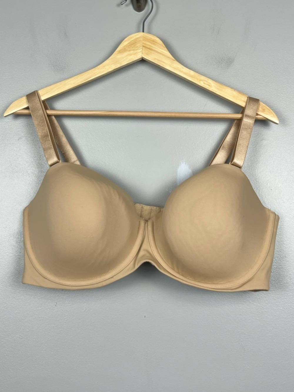 Cacique beige Lightly Lined Multi-Way Strapless bra, 42DD.